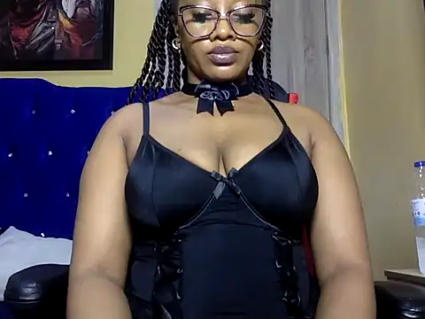 Pokazy przed kamerką – BOOTY_BANGERxxx