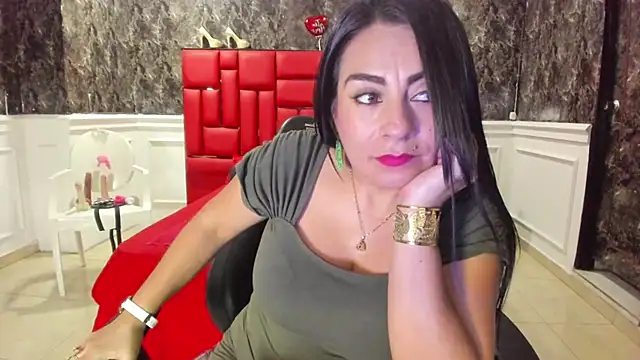 Chat +18 de Imyourdirtymilf ao vivo