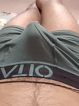 Rocky-badboy_cum4me ওয়েবক্যাম শো
