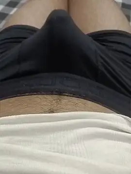 Rocky-badboy_cum4me Show in webcam