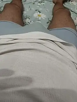Rocky-badboy_cum4me Show in webcam