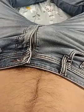 Rocky-badboy_cum4me 网络视讯表演