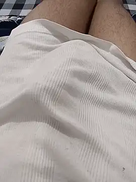 Show modela Rocky-badboy_cum4me na web-kameri