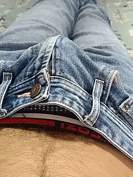 Rocky-badboy_cum4me Шоу с уебкамера