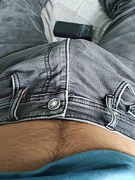 Rocky-badboy_cum4me's Webcam Show
