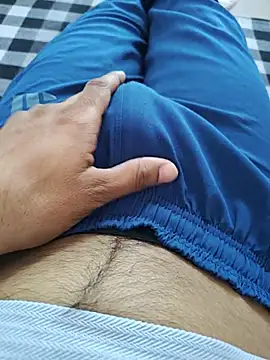 Webkamerová show Rocky-badboy_cum4me