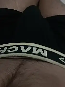 Rocky-badboy_cum4me Show in webcam