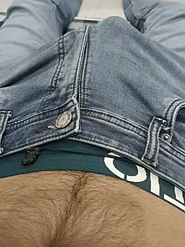 Webkamerová show Rocky-badboy_cum4me