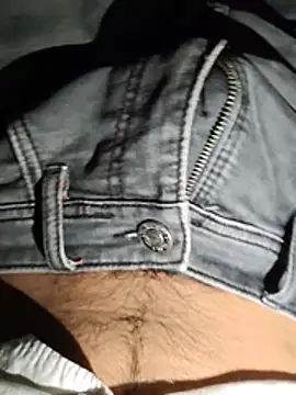 Rocky-badboy_cum4me Show in webcam