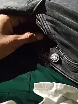Rocky-badboy_cum4me Adlı Modelin Web Kamerası Şovu
