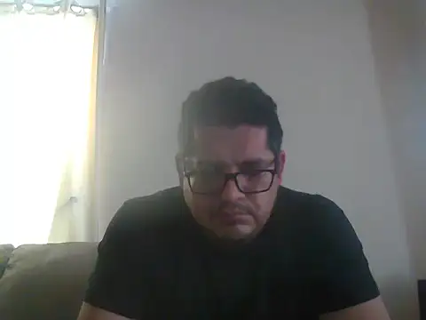 XxXCharlyXxX 网络视讯表演