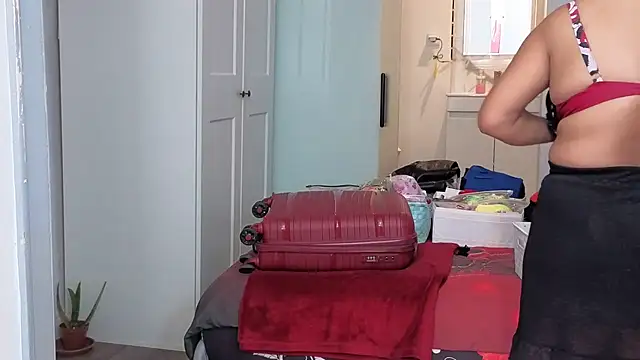 HotSpicyGujju live XXX chat