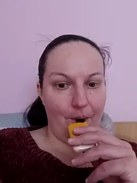 BustyLadyAlma's Webcam Show