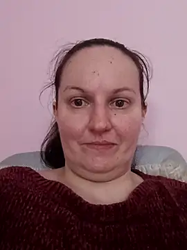Chat +18 de BustyLadyAlma ao vivo