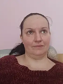 BustyLadyAlman Live chat-huone