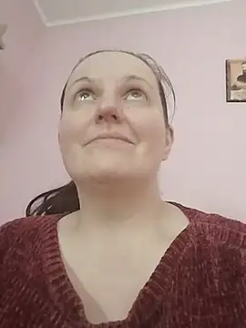 BustyLadyAlma – Naživo XXX chat