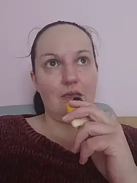 BustyLadyAlma Webcamshow