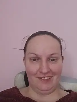 Онлайн чат XXX BustyLadyAlma