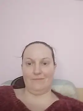 BustyLadyAlma's Live Chat Room
