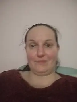 BustyLadyAlma Webcam Show
