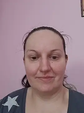 Chat +18 de BustyLadyAlma ao vivo