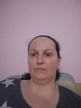 BustyLadyAlma – Live XXX-chat