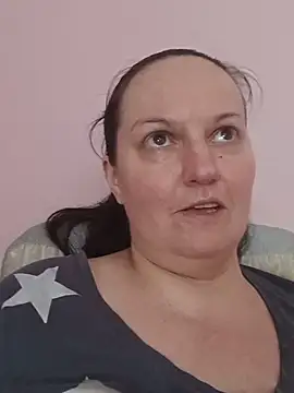 BustyLadyAlma's Webcam Show
