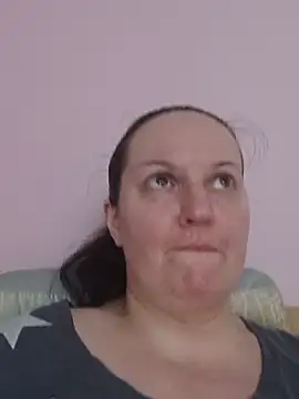 BustyLadyAlma's Webcam Show