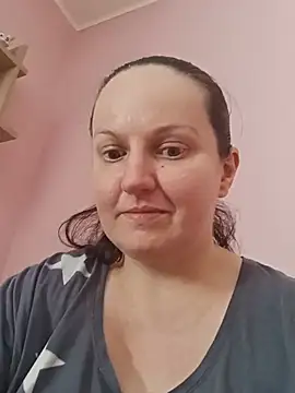 BustyLadyAlma – Live XXX-chat