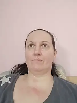 BustyLadyAlma's Webcam Show