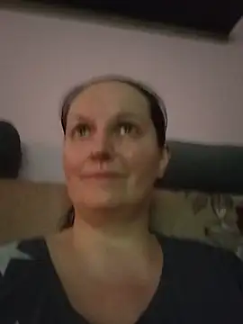 Chat XXX ao vivo de BustyLadyAlma