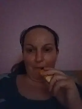 BustyLadyAlma Adlı Modelin Web Kamerası Şovu
