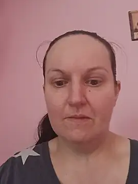 Czat XXX na żywo – BustyLadyAlma