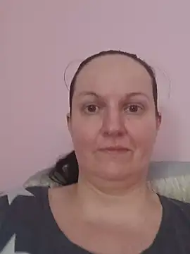 BustyLadyAlma Live XXX-chat