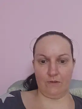 Czat XXX na żywo – BustyLadyAlma