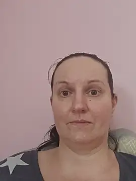 Онлайн чат XXX BustyLadyAlma