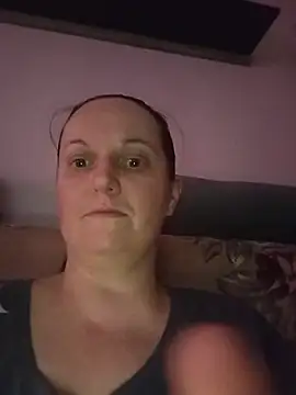 BustyLadyAlma Chat XXX live