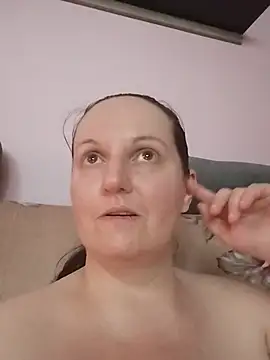 BustyLadyAlma Live XXX Chat