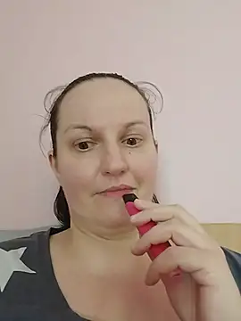 BustyLadyAlma Chat XXX live
