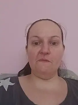 BustyLadyAlma Live XXX-chat