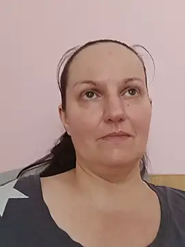BustyLadyAlma's Webcam Show