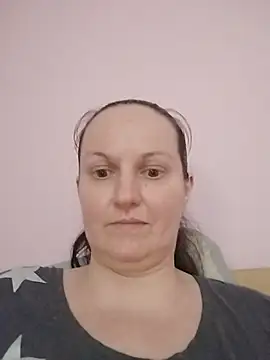 Živý XXX chat BustyLadyAlma