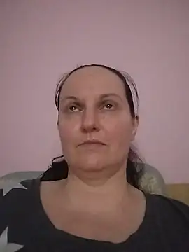 BustyLadyAlma Live XXX-chat