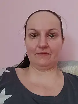 Chat XXX en directo de BustyLadyAlma