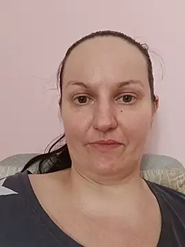BustyLadyAlma Webcam show