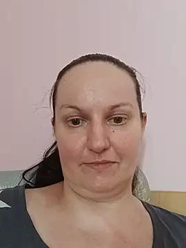 BustyLadyAlma's Webcam Show