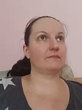 BustyLadyAlma Webcam show