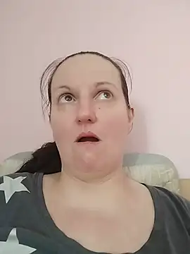 BustyLadyAlma: вебкам-шоу