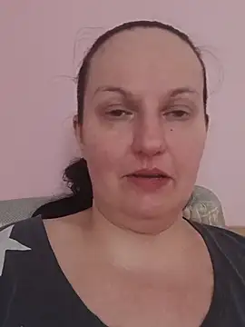 BustyLadyAlma Webcam show