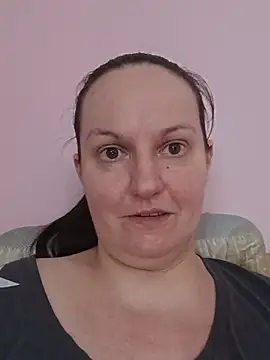 BustyLadyAlma Шоу с уебкамера